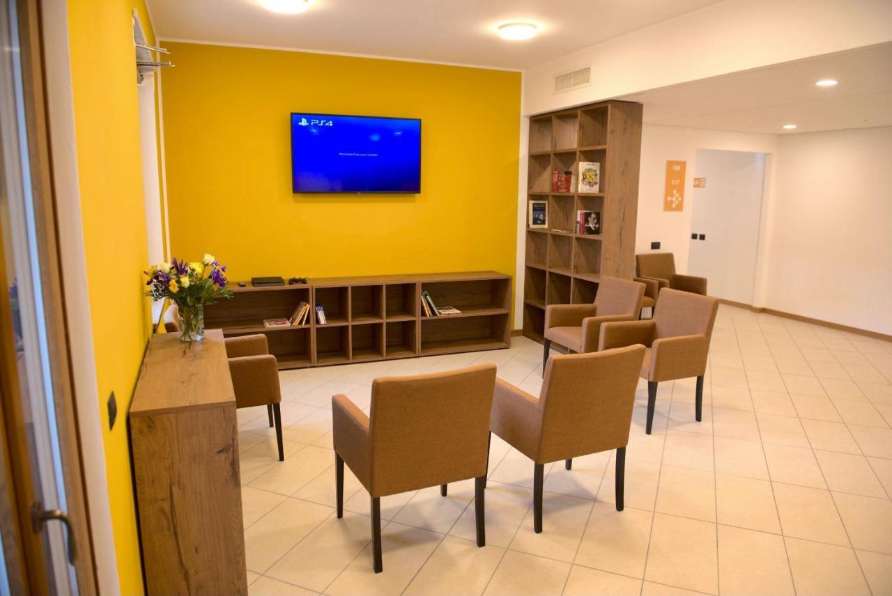 Corte Milano Rozzano Ngoại thất bức ảnh